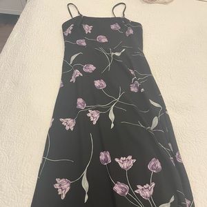 Worn once; midi dress that hugs in all the right places!